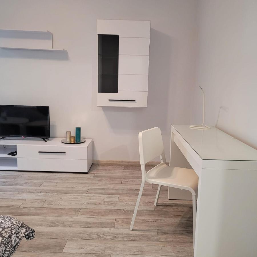 Apartament Tuwima Забже Екстер'єр фото